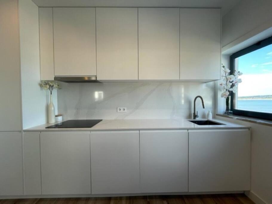 Apartamento Em Frente A Praia 圣马蒂纽·杜·波特 外观 照片