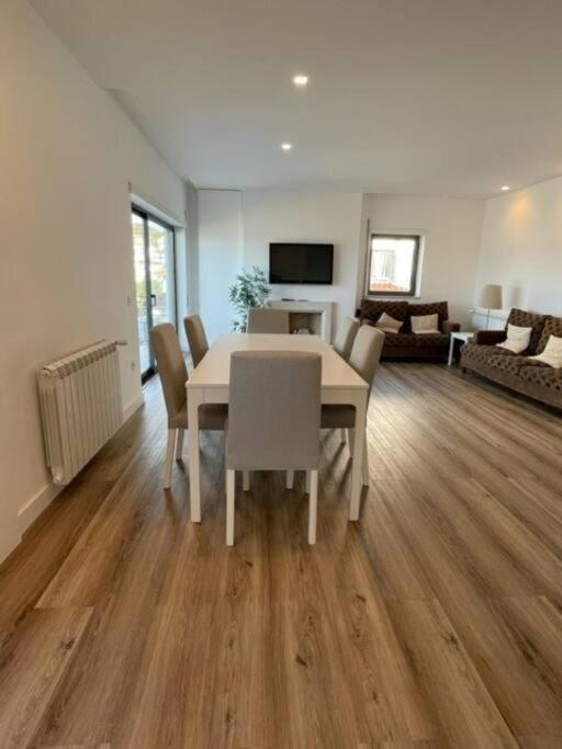 Apartamento Em Frente A Praia 圣马蒂纽·杜·波特 外观 照片