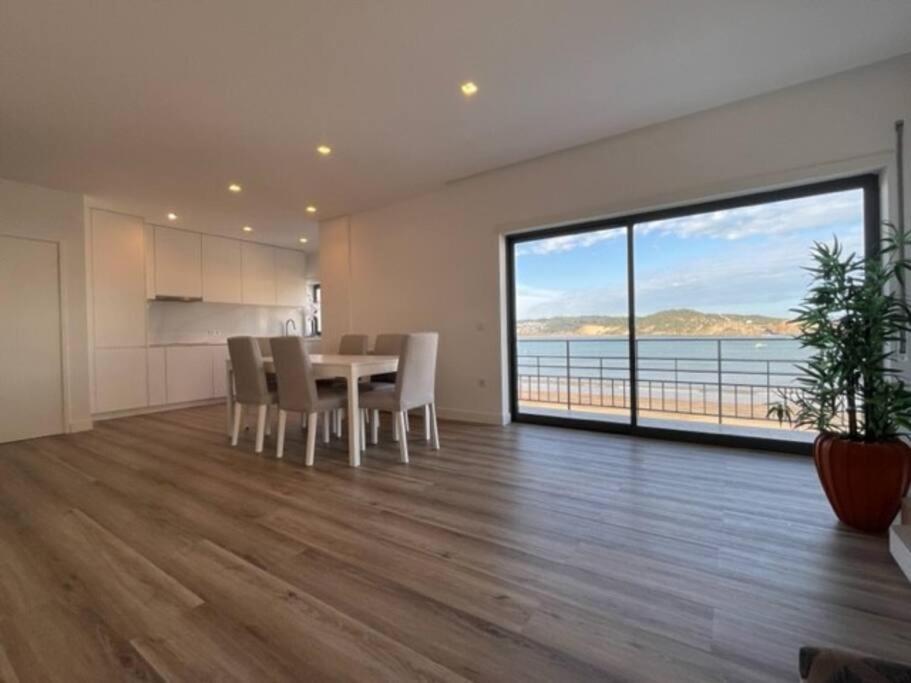 Apartamento Em Frente A Praia 圣马蒂纽·杜·波特 外观 照片