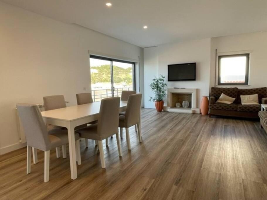 Apartamento Em Frente A Praia 圣马蒂纽·杜·波特 外观 照片