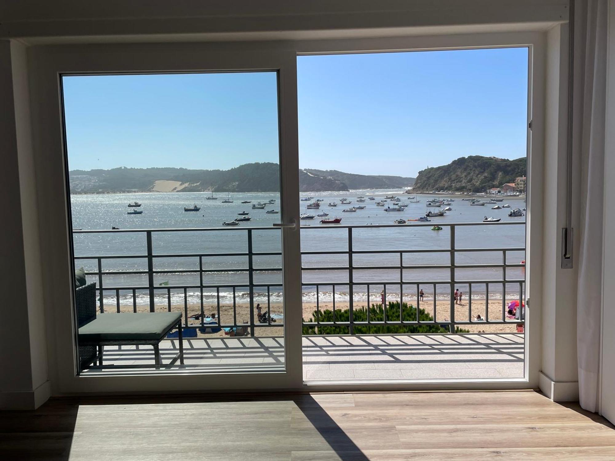 Apartamento Em Frente A Praia 圣马蒂纽·杜·波特 外观 照片